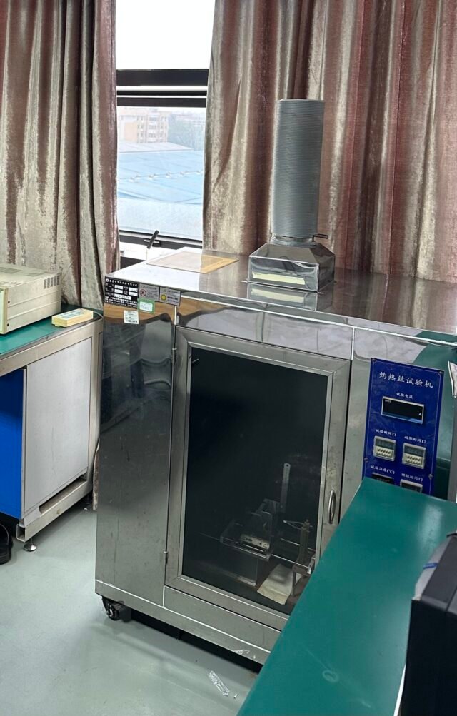 Electrical testing bench with automated test equipment
